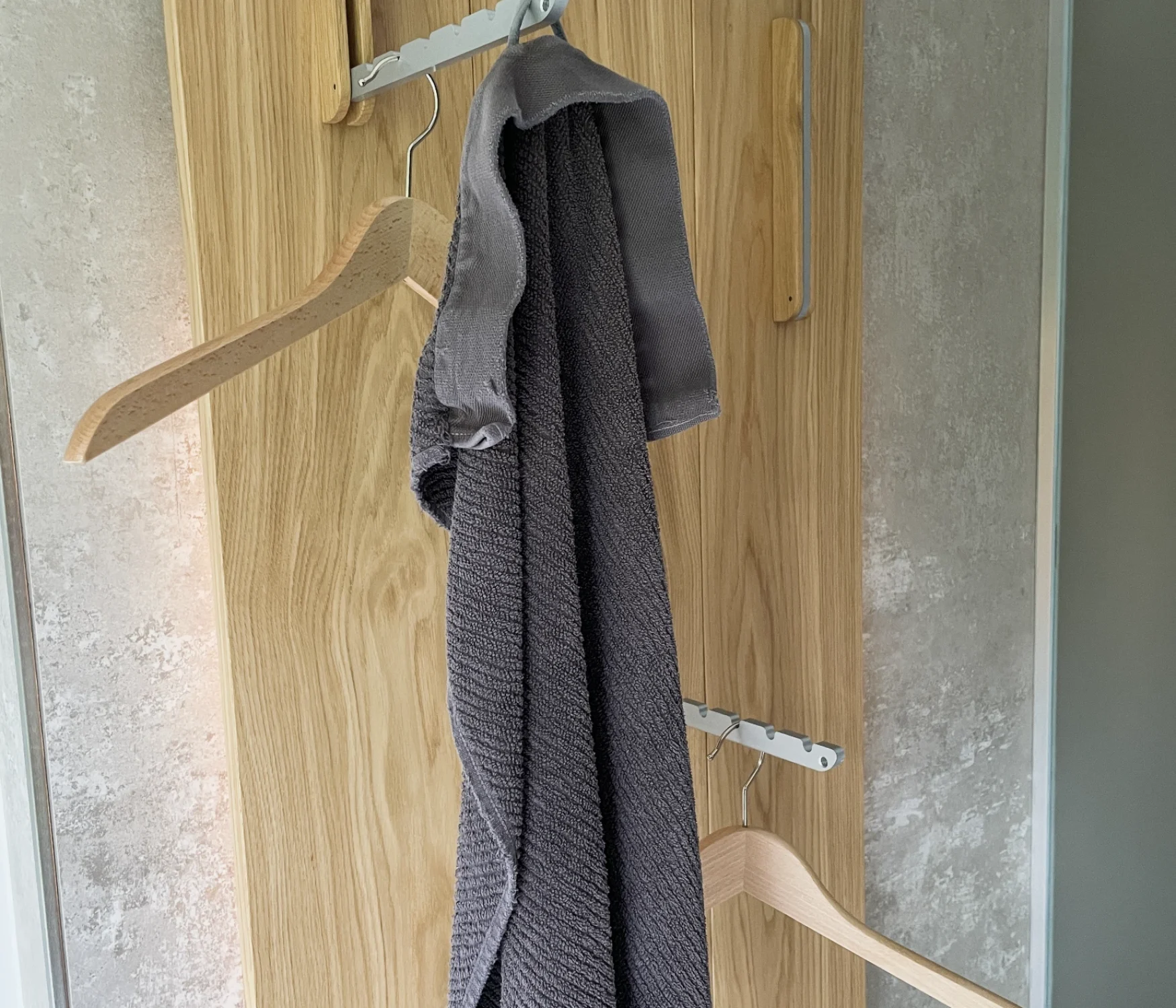 Komplettbadsanierung mit Wellness-Dusche in Rellingen - nachher 06